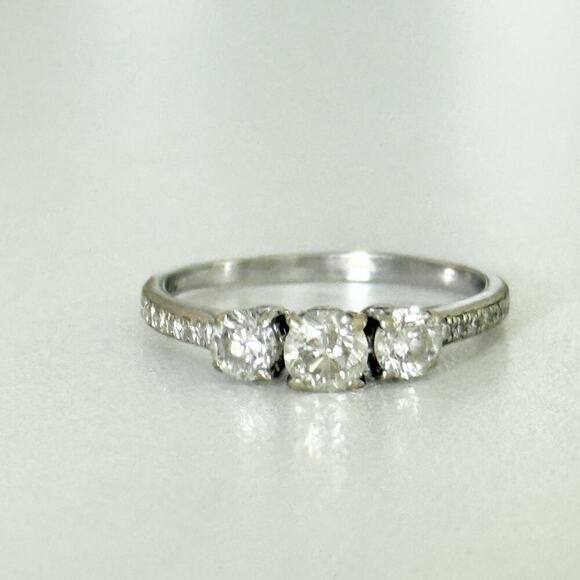 Estate Jewelry - LSC 18K White Gold Genuine Diamond 3 Stone W/ Accents Engagement Band Ring Sz 8